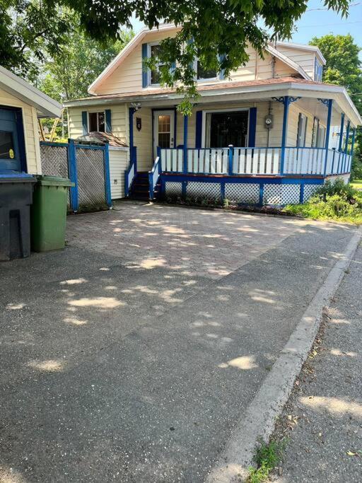 Petite Maison 2 Bedrooms Lévis Εξωτερικό φωτογραφία